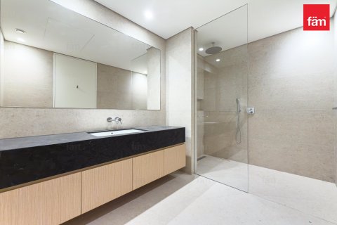 Apartment in Dubai 4 bedrooms, 275.8 sq.m. № 139117 - photo 29