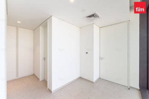 Apartment in Dubai 4 bedrooms, 275.8 sq.m. № 139117 - photo 16