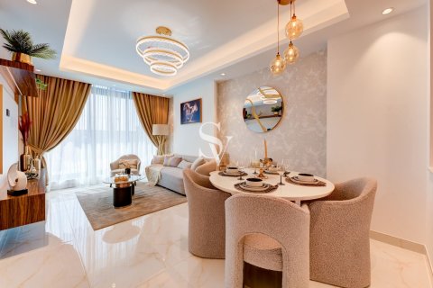 Apartment in Nadd Al Hammar, Dubai 2 bedrooms, 126 sq.m. № 108033 - photo 5