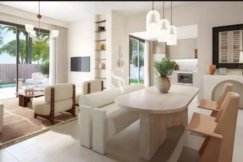 Villa in Dubai 4 bedrooms, 768 sq.m. № 108024 - photo 5