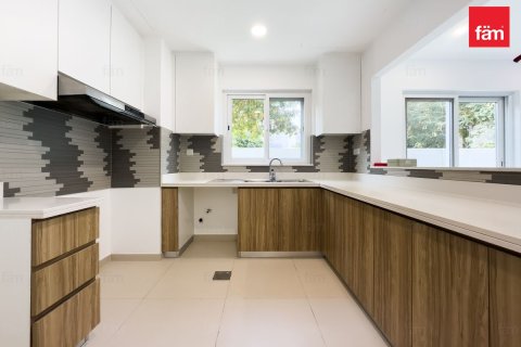 Adosado en Dubai, 4 dormitorios, 234.1 m², № 90352 - foto 16