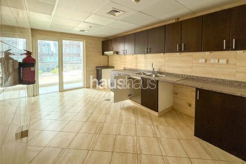 Apartment in Business Bay, Dubai 2 bedrooms, 141 sq.m. № 45209 - photo 3