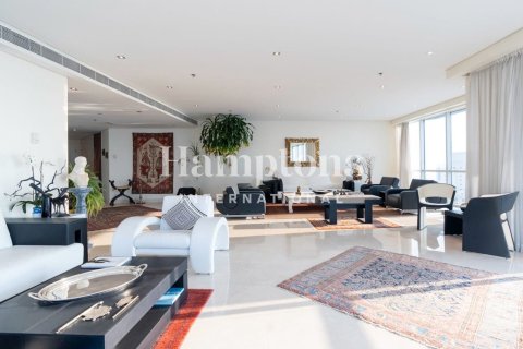 Снять в аренду пентхаус в Джумейра Бич Резиденс, Дубай: 3 спальни, 379.13714300м², № 63793 - фото 2