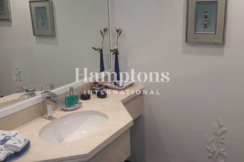 Снять в аренду пентхаус в Джумейра Бич Резиденс, Дубай: 3 спальни, 379.13714300м², № 63793 - фото 3