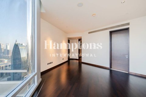 Снять в аренду квартиру в Бурдж-Халифе, Дубай: 3 спальни, 216.73526676м², № 63794 - фото 13