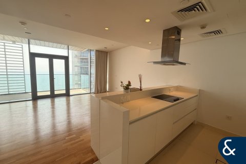 Apartment in Bluewaters Residences, Bluewaters, Dubai 2 bedrooms, 135 sq.m. № 76514 - photo 3