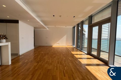 Apartment in Bluewaters Residences, Bluewaters, Dubai 2 bedrooms, 135 sq.m. № 76514 - photo 18