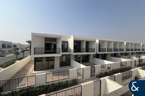 Townhouse in Town Square, Dubai 4 bedrooms, 255 sq.m. № 76499 - photo 15