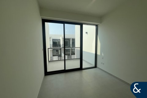 Townhouse in Town Square, Dubai 4 bedrooms, 255 sq.m. № 76499 - photo 11