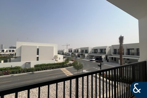 Townhouse in Town Square, Dubai 4 bedrooms, 255 sq.m. № 76499 - photo 16