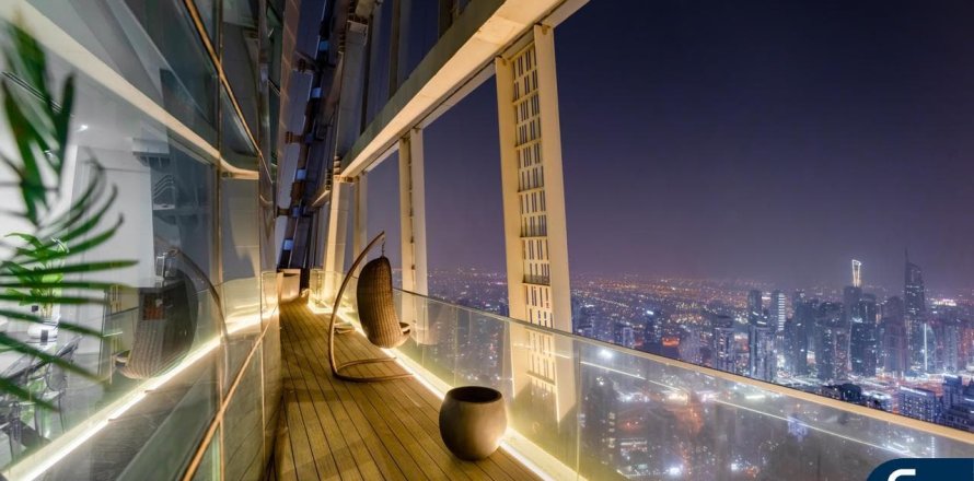 Ático en Cayan Tower, Dubai Marina, Dubai, 4 dormitorios, 312 m², № 76513
