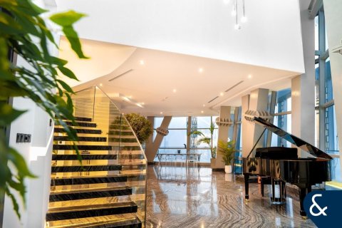 Penthouse in Cayan Tower, Dubai Marina, Dubai 4 bedrooms, 312 sq.m. № 76513 - photo 2