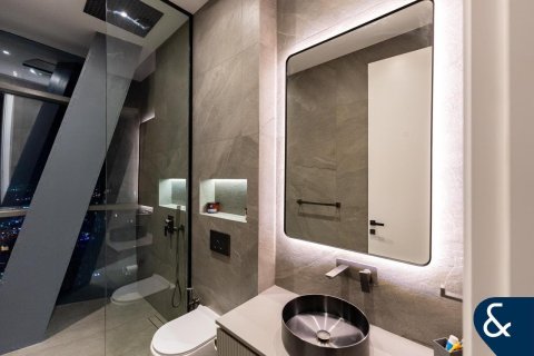 Penthouse in Cayan Tower, Dubai Marina, Dubai 4 bedrooms, 312 sq.m. № 76513 - photo 10