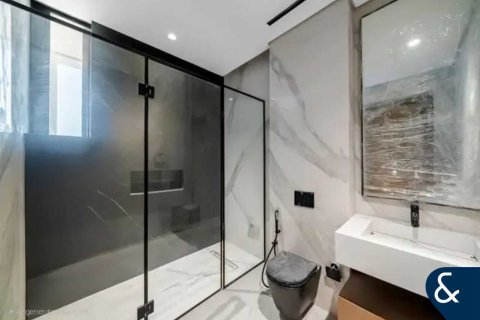 Villa in Jumeirah Park Homes, Jumeirah Park, Dubai 5 bedrooms, 634 sq.m. № 76511 - photo 8