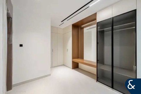 Villa in Jumeirah Park Homes, Jumeirah Park, Dubai 5 bedrooms, 634 sq.m. № 76511 - photo 12