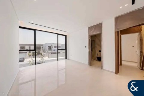 Villa in Jumeirah Park Homes, Jumeirah Park, Dubai 5 bedrooms, 634 sq.m. № 76511 - photo 9