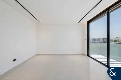 Villa in Jumeirah Park Homes, Jumeirah Park, Dubai 5 bedrooms, 634 sq.m. № 76511 - photo 5