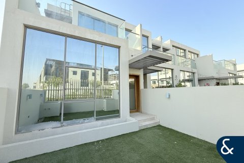 Townhouse in Al Furjan, Dubai 4 bedrooms, 170 sq.m. № 76510 - photo 4