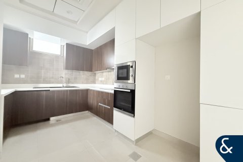 Townhouse in Al Furjan, Dubai 4 bedrooms, 170 sq.m. № 76510 - photo 1