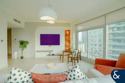 Купить квартиру в Даунтаун Дубай (Даунтаун Бурдж Дубай), Дубай: 1 спальня, 101м², № 75939 - фото 1