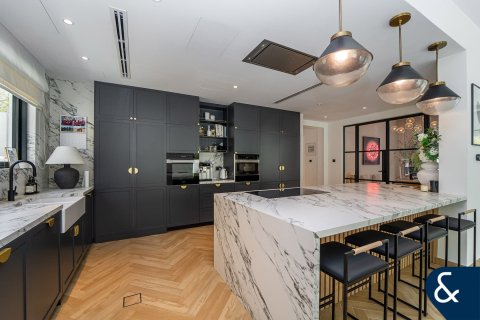 Купить виллу в Victory Heights, Dubai Sports City, Дубай: 5 спален, 418м², № 75937 - фото 5