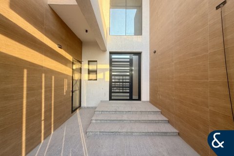 Villa in Al Furjan, Dubai 5 bedrooms, 600 sq.m. № 98521 - photo 5