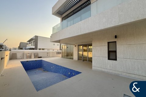 Villa in Al Furjan, Dubai 5 bedrooms, 600 sq.m. № 98521 - photo 7