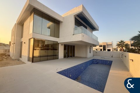Villa in Al Furjan, Dubai 5 bedrooms, 600 sq.m. № 98521 - photo 2