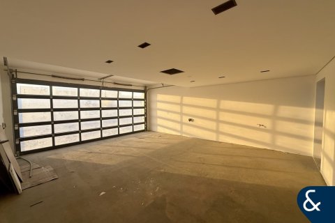 Villa in Al Furjan, Dubai 5 bedrooms, 600 sq.m. № 98521 - photo 6