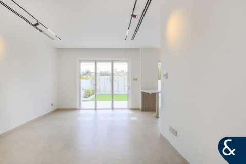 Villa in Springs 4, The Springs, Dubai 3 bedrooms, 157 sq.m. № 98522 - photo 2