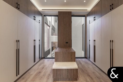 Villa in Sobha Hartland, Mohammed Bin Rashid City, Dubai 5 bedrooms, 1088 sq.m. № 98525 - photo 13