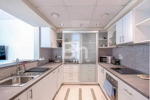 Снять в аренду квартиру в Дубай Марине, Дубай: 1 спальня, 86м², № 22809 - фото 6