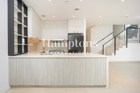 Снять в аренду виллу в Club Villas at Dubai Hills, Дубай Хилс Эстейт, Дубай: 3 спальни, 285.11930700м², № 63249 - фото 5