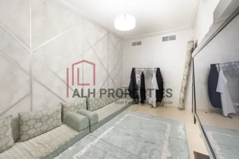 Villa in The Springs, Dubai 3 bedrooms, 213 sq.m. № 92780 - photo 4