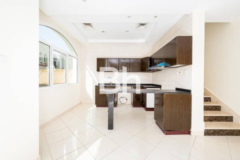 Maison de ville à Dubai, 3 chambres, 161 m², № 22959 - photo 2