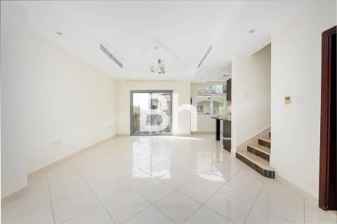 Maison de ville à Dubai, 3 chambres, 161 m², № 22959 - photo 6