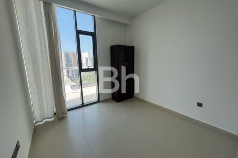 Снять в аренду таунхаус в Arabian Ranches 3, Дубай: 3 спальни, 180м², № 22958 - фото 7