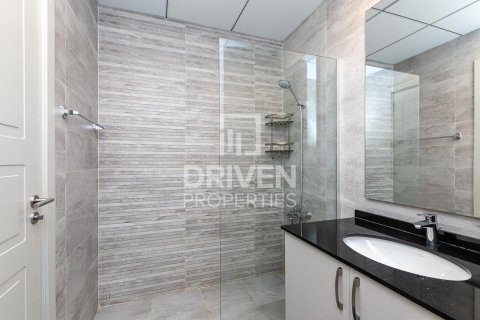 Apartamento en Meydan, Dubai, 2 dormitorios, 143 m², № 20858 - foto 17