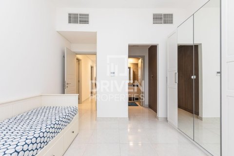 Apartamento en Meydan, Dubai, 2 dormitorios, 143 m², № 20858 - foto 5