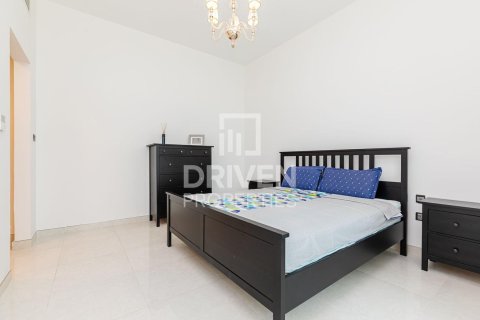 Apartamento en Meydan, Dubai, 2 dormitorios, 143 m², № 20858 - foto 6