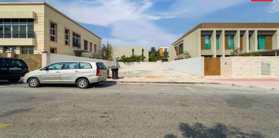 Земельный участок в Дубае, 464.5м², № 53222