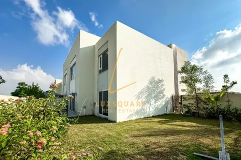 Appartement à EMAAR South, Dubai South (Dubai World Central), Dubai, 3 chambres, 247 m², № 99821