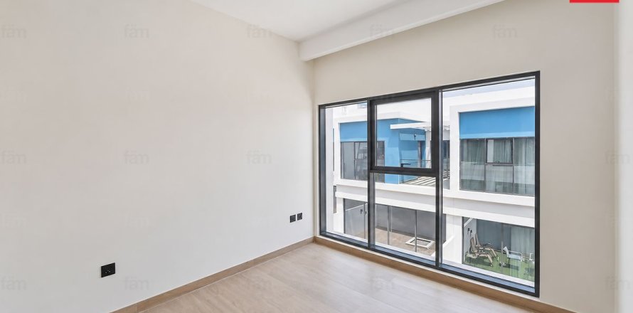 Maison de ville à Dubai, 4 chambres, 144 m², № 141310