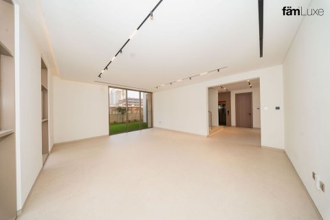 فيلا في دبي 6 غرف نوم , 463.5 م² رقم 141320 - صورة 5