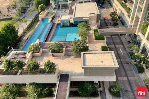 Apartamento en The Views, Dubai, 2 dormitorios, 127.9 m², № 93743 - foto 7