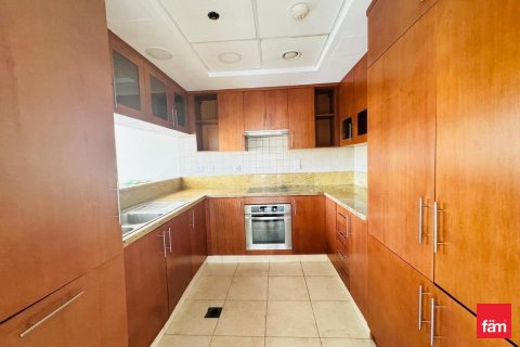 Apartamento en The Views, Dubai, 2 dormitorios, 127.9 m², № 93743 - foto 4