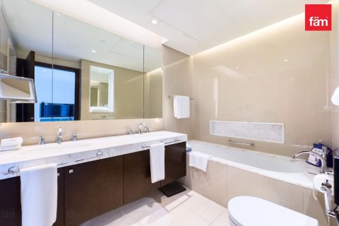 Apartment in Downtown Dubai (Downtown Burj Dubai), Dubai 2 bedrooms, 134.9 sq.m. № 93742 - photo 20