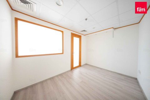 Oficina en Sheikh Zayed Road, Dubai, 223.9 m², № 58422 - foto 5