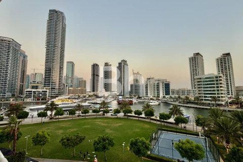 Снять в аренду квартиру в Дубай Марине, Дубай: 2 спальни, 207м², № 23292 - фото 24