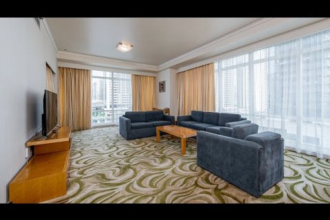 Hotel Apartment in Jumeirah Lake Towers, Dubai 2 bedrooms, 167 sq.m. № 23294 - photo 2